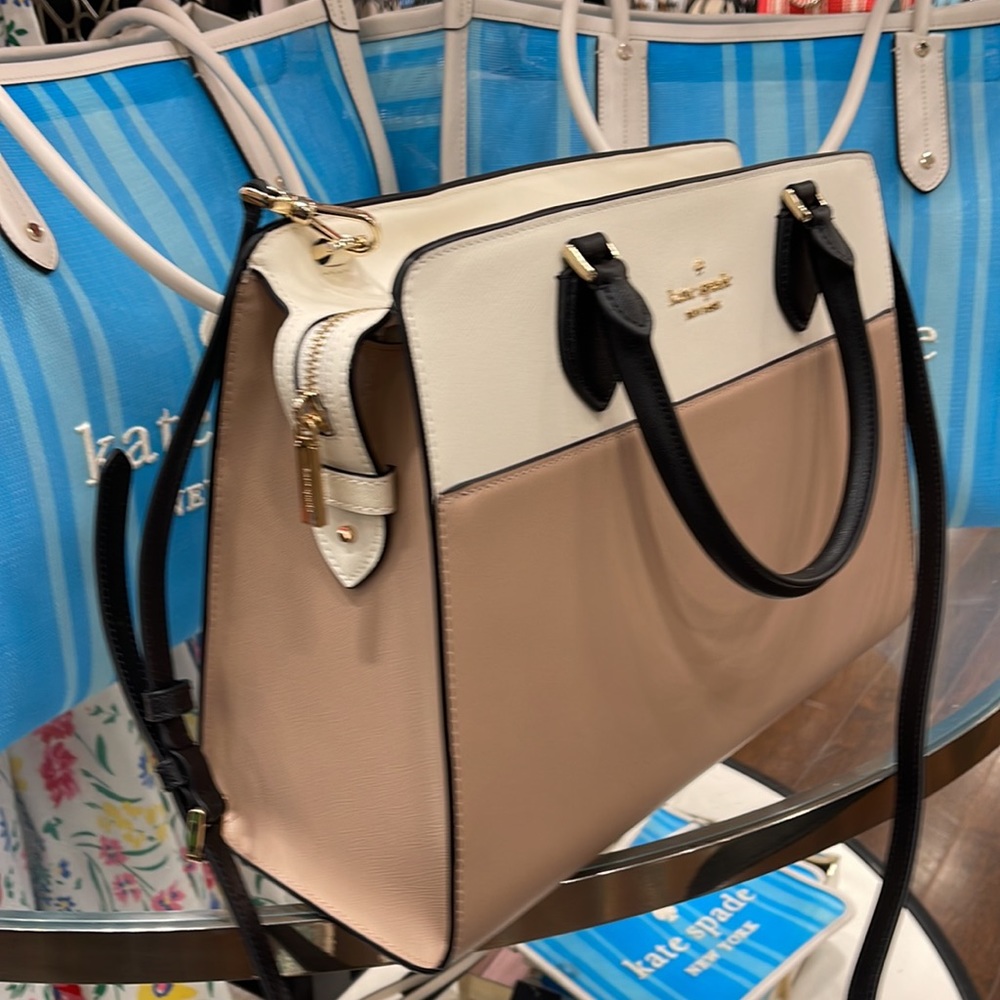 Kate Spade Madison Colorblock Saffiano Leather Medium Satchel
Tstd Hazelnut
NWT - Picture 10 of 16